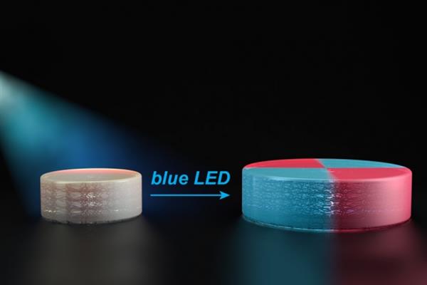 化學(xué)家們用LED光改變3D打印對(duì)象結(jié)構(gòu)